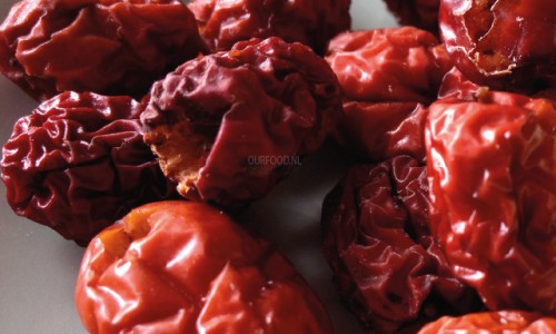 昆它雪菊有什么功效-【昆昆胎菊的功效】昆伦菊的功效与作用 - 昆菊花茶的功效网